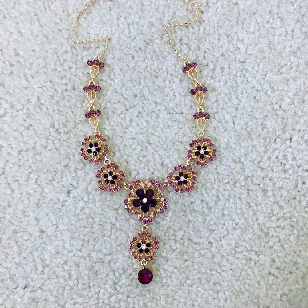 NWOT Floral Statement Necklace with Purple Rhinestones